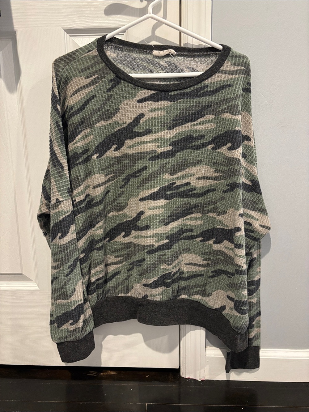 Camouflage Waffle Knit Sweatshirt - Green Camo